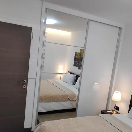 Mountain View 19 Zoned Ii * Kopaonik